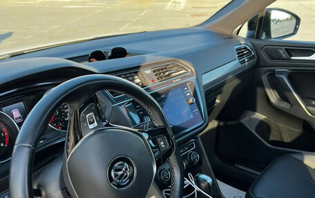 Volkswagen Tiguan II, 2021 год, 3 750 000 рублей, 9 фотография
