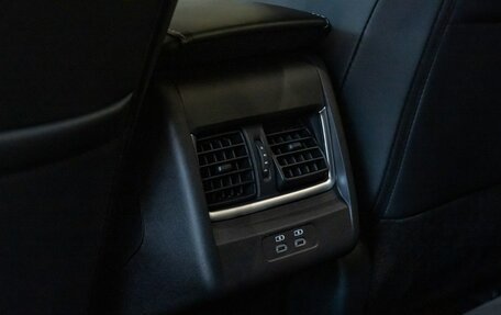Toyota Camry, 2025 год, 5 590 000 рублей, 26 фотография