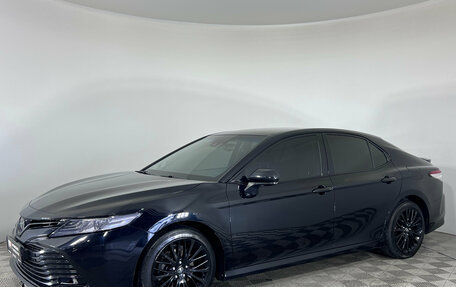 Toyota Camry, 2018 год, 2 390 000 рублей, 1 фотография