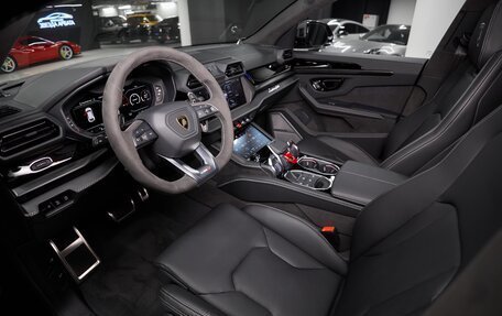 Lamborghini Urus I, 2026 год, 38 000 000 рублей, 16 фотография