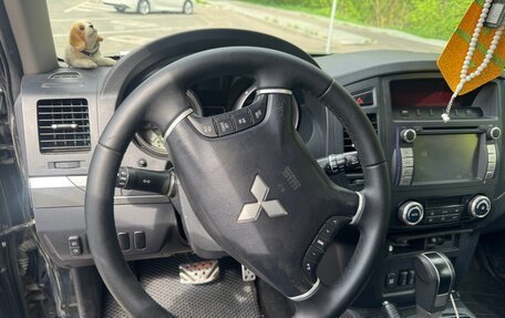 Mitsubishi Pajero IV, 2011 год, 1 990 000 рублей, 6 фотография
