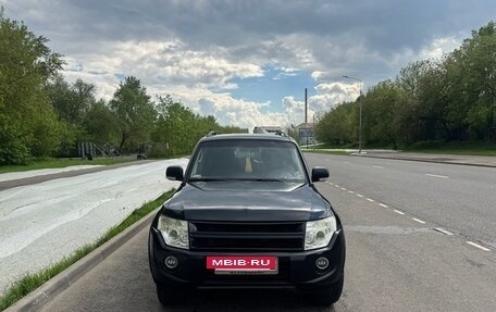 Mitsubishi Pajero IV, 2011 год, 1 990 000 рублей, 3 фотография