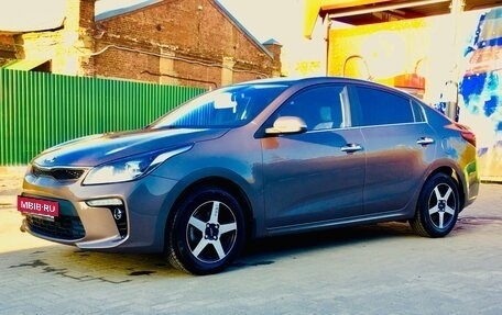 KIA Rio IV, 2017 год, 1 650 000 рублей, 2 фотография