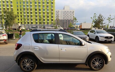 Renault Sandero II рестайлинг, 2017 год, 1 000 000 рублей, 4 фотография