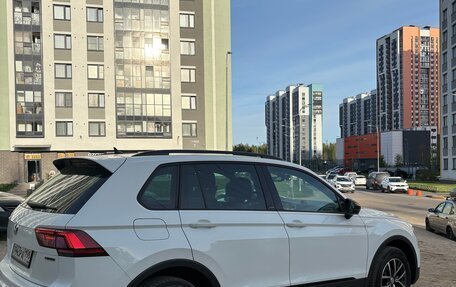 Volkswagen Tiguan II, 2019 год, 2 400 000 рублей, 6 фотография