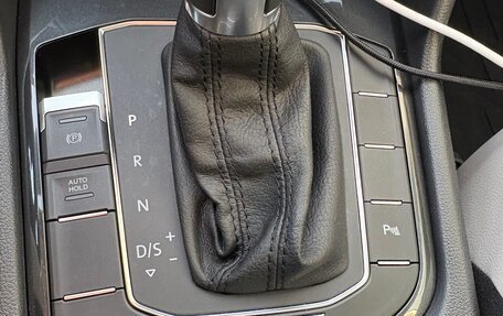 Volkswagen Tiguan II, 2019 год, 2 400 000 рублей, 21 фотография