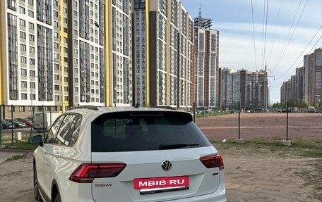 Volkswagen Tiguan II, 2019 год, 2 400 000 рублей, 8 фотография