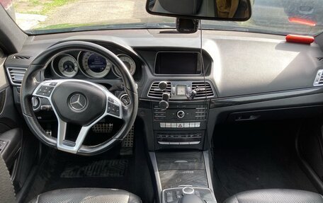 Mercedes-Benz E-Класс, 2015 год, 1 850 000 рублей, 6 фотография