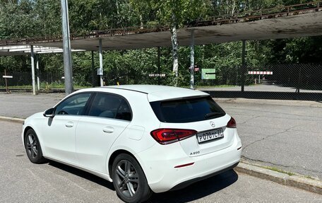 Mercedes-Benz A-Класс, 2018 год, 2 000 000 рублей, 5 фотография