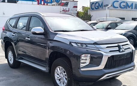 Mitsubishi Pajero Sport III рестайлинг, 2023 год, 3 500 888 рублей, 2 фотография