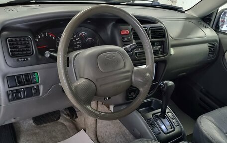 Chevrolet Tracker II, 2003 год, 430 000 рублей, 10 фотография