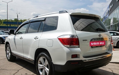 Toyota Highlander III, 2011 год, 1 948 000 рублей, 9 фотография
