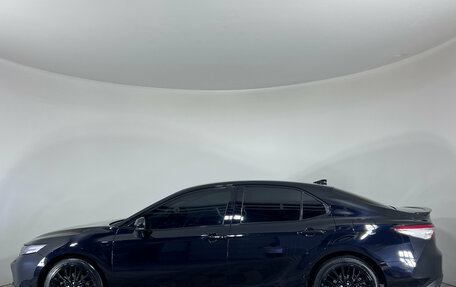 Toyota Camry, 2018 год, 2 390 000 рублей, 8 фотография