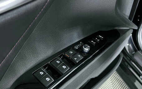 Toyota Camry, 2018 год, 2 390 000 рублей, 10 фотография