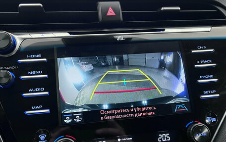 Toyota Camry, 2018 год, 2 390 000 рублей, 22 фотография