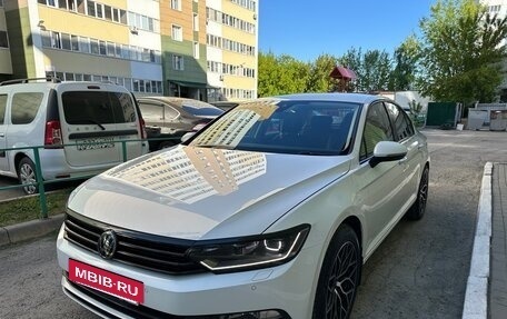 Volkswagen Passat B8 рестайлинг, 2015 год, 1 520 000 рублей, 4 фотография