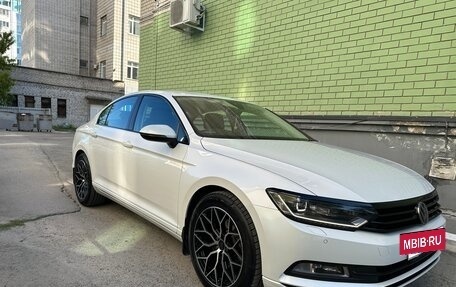 Volkswagen Passat B8 рестайлинг, 2015 год, 1 520 000 рублей, 21 фотография