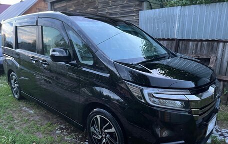 Honda Stepwgn IV, 2021 год, 2 450 000 рублей, 2 фотография