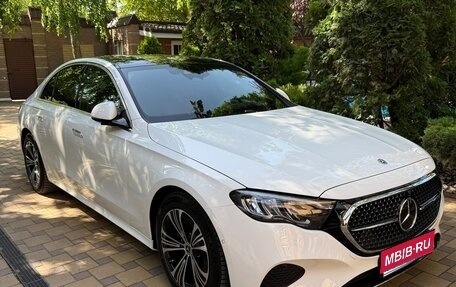 Mercedes-Benz E-Класс, 2024 год, 6 490 000 рублей, 1 фотография