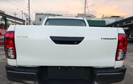 Toyota Hilux VIII, 2026 год, 5 190 000 рублей, 12 фотография