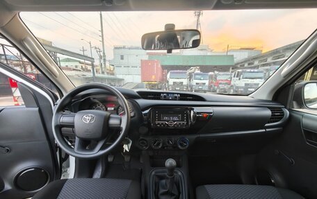 Toyota Hilux VIII, 2026 год, 5 190 000 рублей, 30 фотография