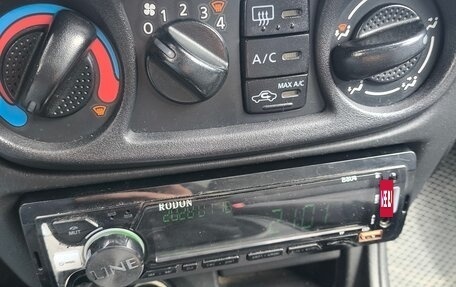 Nissan Almera, 2004 год, 240 000 рублей, 10 фотография