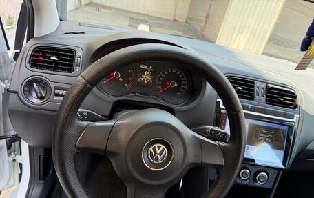 Volkswagen Polo VI (EU Market), 2015 год, 890 000 рублей, 15 фотография
