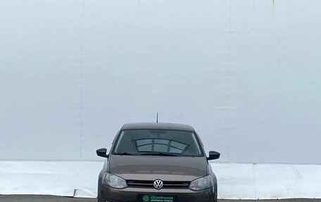 Volkswagen Polo VI (EU Market), 2011 год, 675 000 рублей, 2 фотография