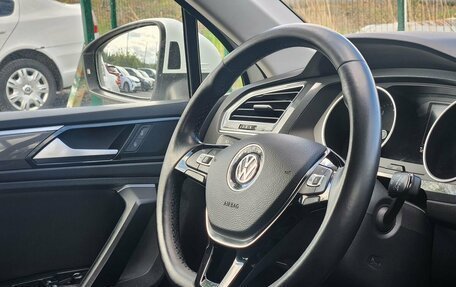 Volkswagen Tiguan II, 2018 год, 1 949 000 рублей, 11 фотография