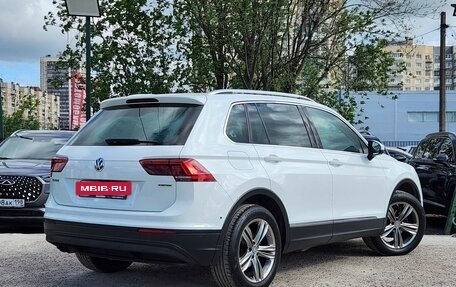 Volkswagen Tiguan II, 2018 год, 1 949 000 рублей, 8 фотография