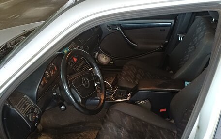 Mercedes-Benz C-Класс, 1999 год, 130 000 рублей, 24 фотография