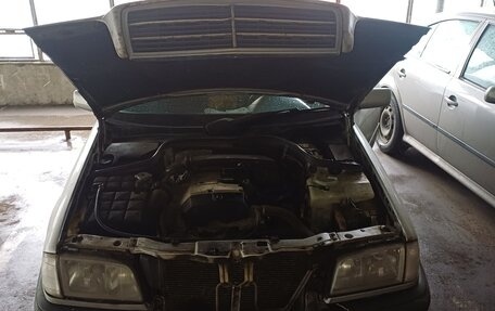 Mercedes-Benz C-Класс, 1999 год, 130 000 рублей, 36 фотография
