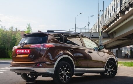 Toyota RAV4, 2016 год, 2 485 000 рублей, 5 фотография