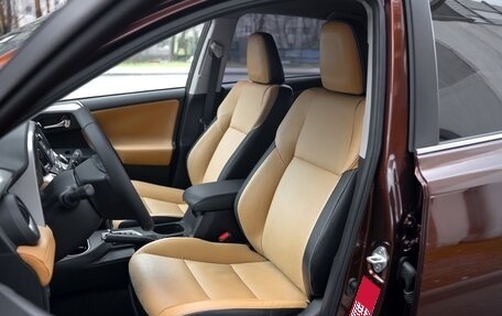 Toyota RAV4, 2016 год, 2 485 000 рублей, 25 фотография