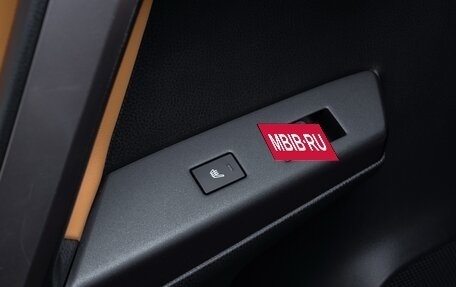 Toyota RAV4, 2016 год, 2 485 000 рублей, 40 фотография