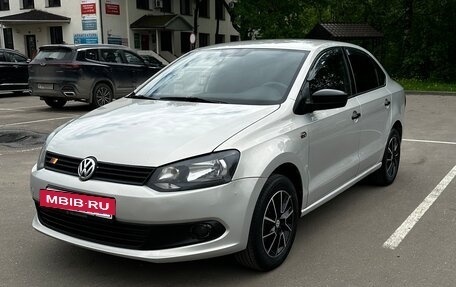 Volkswagen Polo VI (EU Market), 2011 год, 590 000 рублей, 3 фотография