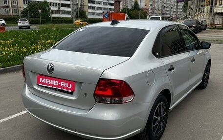 Volkswagen Polo VI (EU Market), 2011 год, 590 000 рублей, 14 фотография