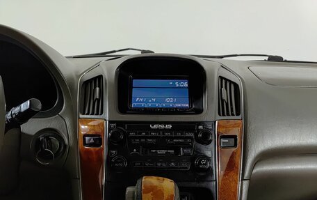 Lexus RX IV рестайлинг, 2001 год, 790 000 рублей, 15 фотография