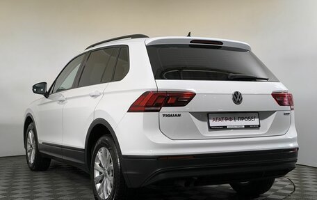 Volkswagen Tiguan II, 2019 год, 2 500 000 рублей, 6 фотография