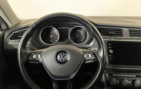 Volkswagen Tiguan II, 2019 год, 2 500 000 рублей, 15 фотография