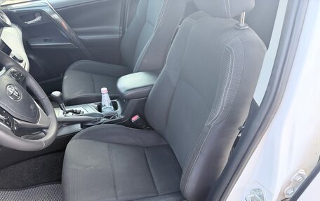 Toyota RAV4, 2018 год, 2 350 000 рублей, 17 фотография
