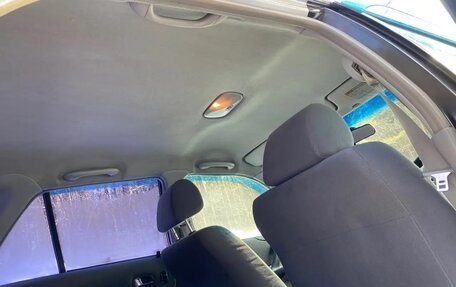 Mazda Familia, 2001 год, 350 000 рублей, 14 фотография