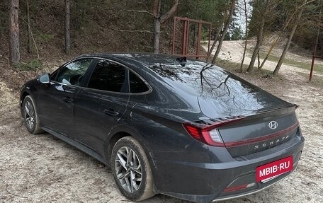 Hyundai Sonata VIII, 2020 год, 2 400 000 рублей, 2 фотография
