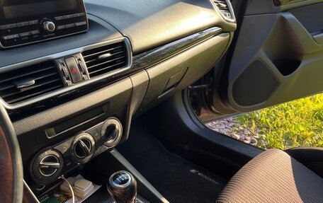 Mazda 3, 2014 год, 950 000 рублей, 6 фотография