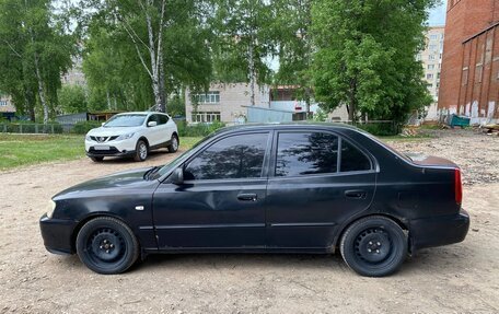 Hyundai Accent II, 2005 год, 130 000 рублей, 2 фотография