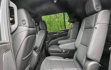 Cadillac Escalade V, 2024 год, 11 285 000 рублей, 9 фотография
