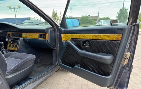 Audi 100, 1990 год, 195 000 рублей, 31 фотография