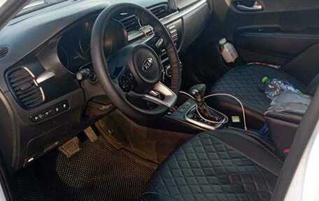 KIA Rio IV, 2018 год, 639 999 рублей, 7 фотография