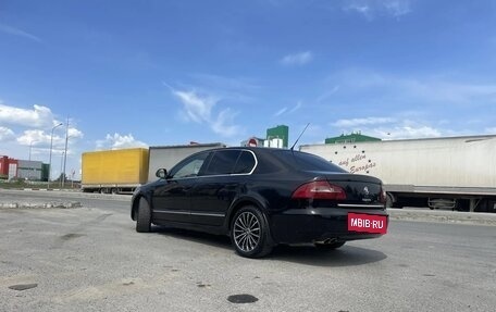 Skoda Superb III рестайлинг, 2008 год, 650 000 рублей, 4 фотография