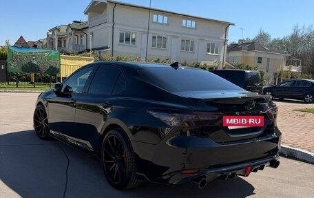 Toyota Camry, 2021 год, 3 250 000 рублей, 8 фотография
